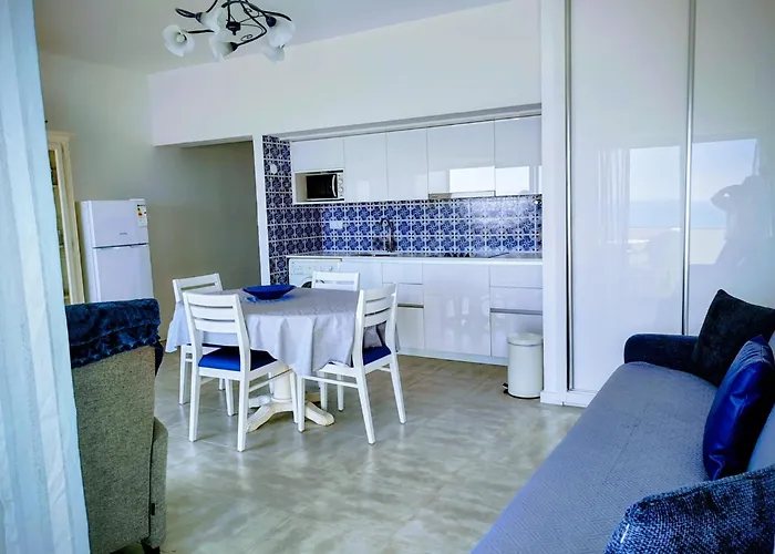 Rocha Mar Front Line Bay Портиман