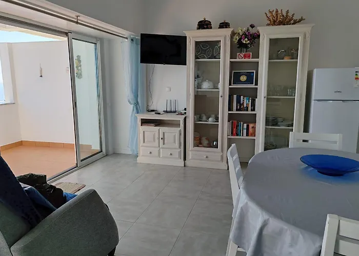 Rocha Mar Front Line Bay *