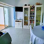 Rocha Mar Front Line Bay