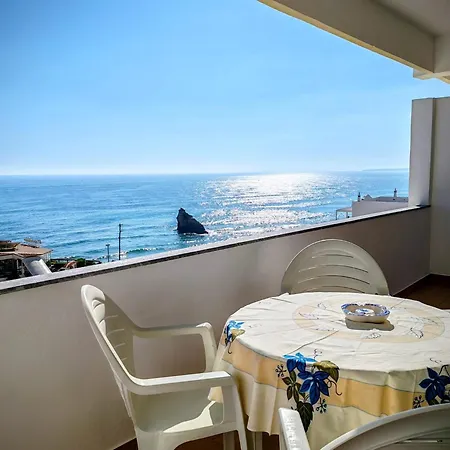 Rocha Mar Front Line Bay Apartamento Portimão