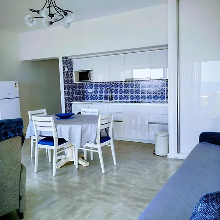 Rocha Praia Mar Beach Front Line Bay Portimao