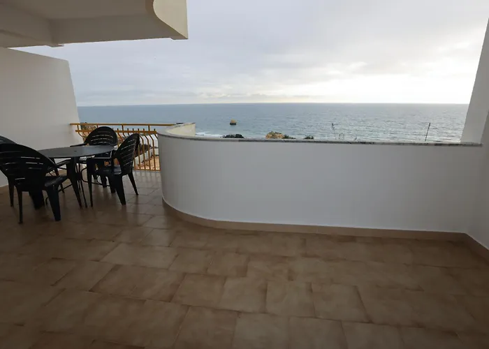 Rocha Mar Front Line Bay Apartamento Portimão